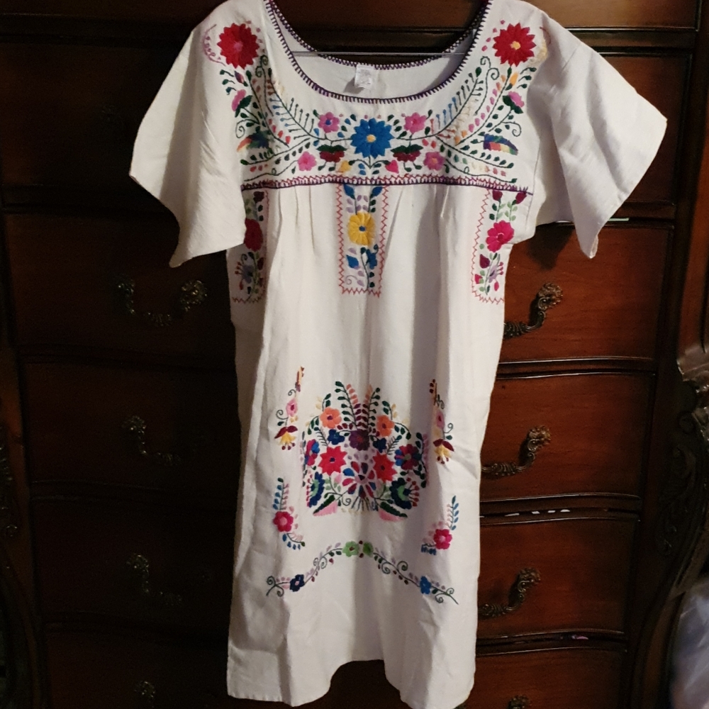 Vtg Mexican Rainbow Floral Embroidery House Dress